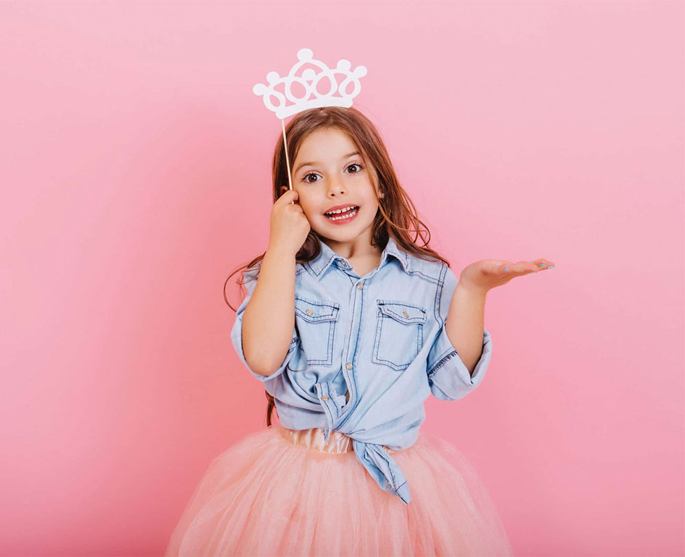 Fun Weekly Themes that Engage Creativity